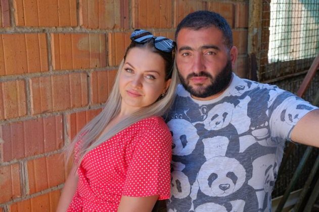Uradili smo DNK jer deca imaju tamnu kožu, a kad su stigli rezultati zanemeli smo od šoka: Saznali smo da smo u incestu - featured image