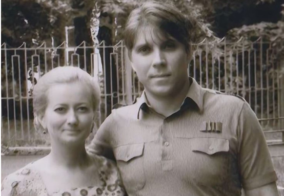 Marina i Igor 1971. dobijaju dete tamne puti, ubeđen da ga je prevarila, odmah je napustio: Niz čudnih i jezivih događaja doveo ga do zapanjujuće istine - featured image Marina i Igor 1971. dobijaju dete tamne puti, ubeđen da ga je prevarila, odmah je napustio: Niz čudnih i jezivih događaja doveo ga do zapanjujuće istine - featured image