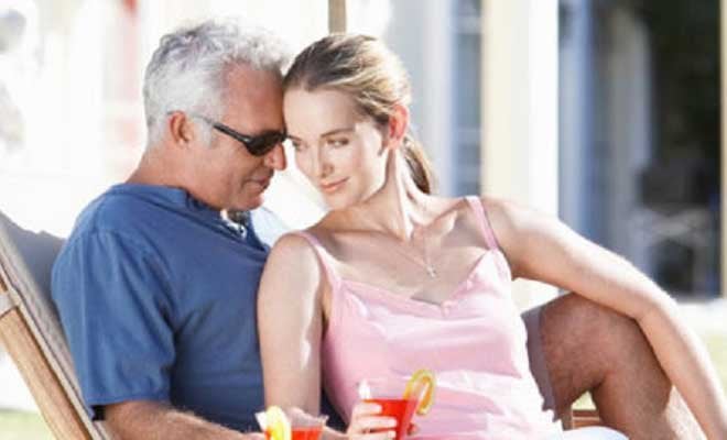 OSTAVIO JE ŽENU I ZAPOČEO VEZU SA MLAĐOM DJEVOJKOM: Godinu dana kasnije uništen mu je život, a evo i zašto - featured image