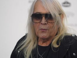 Bora Čorba sa ovim poznatim ličnostima bio u lošim odnosima, evo i zašto: S najboljim drugom nije progovorio do smrti, a čuveni Srbin hteo da ga smakne