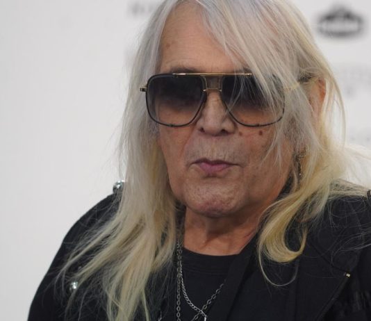 Bora Čorba sa ovim poznatim ličnostima bio u lošim odnosima, evo i zašto: S najboljim drugom nije progovorio do smrti, a čuveni Srbin hteo da ga smakne