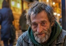 Beskućnik me zamolio za kafu na rođendan, a nekoliko sati kasnije sjedio je pored mene u prvoj klasi