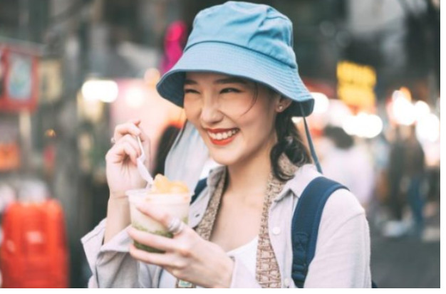 Japanci imaju genijalan trik za rashlađivanje: Zbog toga su im paklene vrućine mačiji kašalj, a efekat traje satima - featured image Japanci imaju genijalan trik za rashlađivanje: Zbog toga su im paklene vrućine mačiji kašalj, a efekat traje satima - featured image